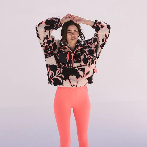 Free People Hit The Slopes Pullover - Picture 4 of 5